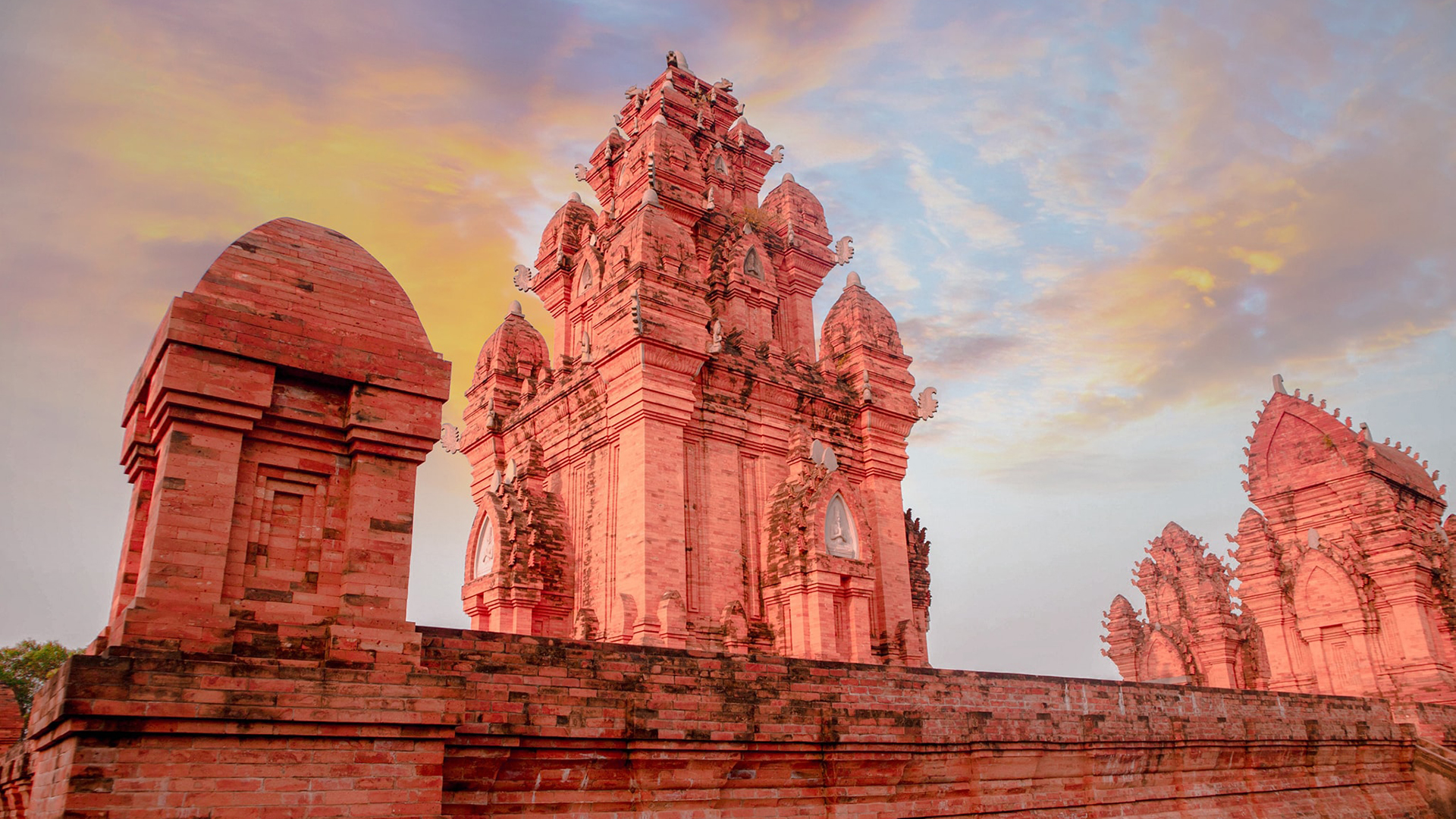 lang-van-hoa-du-lich-cac-dan-toc